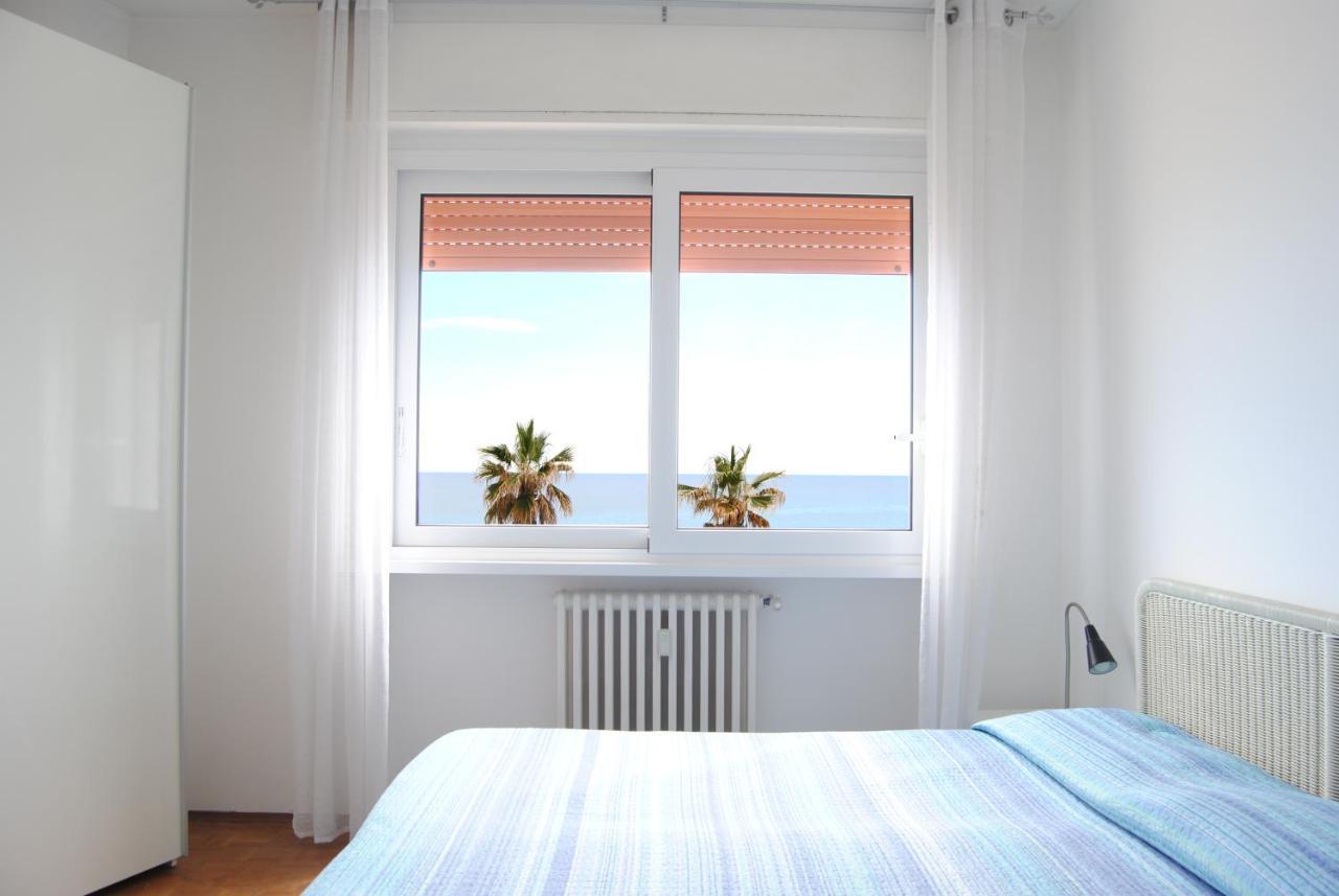 Gaiavacanze Beach Apartment Bordighera Exterior foto
