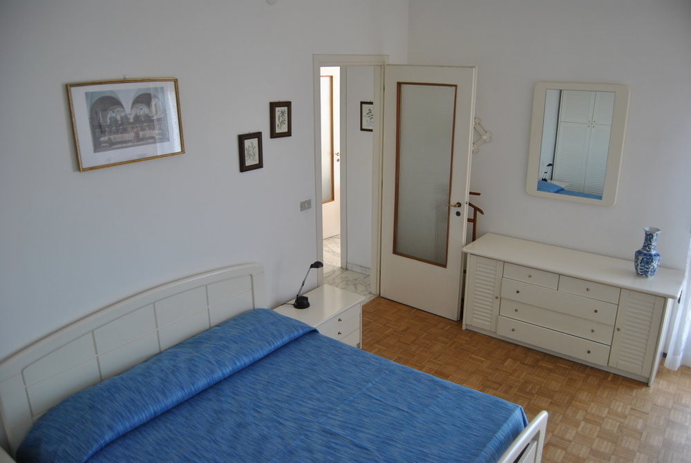 Gaiavacanze Beach Apartment Bordighera Exterior foto